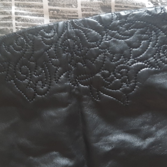 Zara Black Faux Leather Miniskirt - Picture 5 of 5